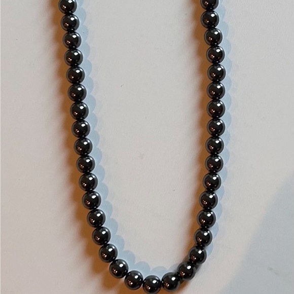 Women Black Glass Beaded Neckace, Length 16 inches, approximately. - Picture 3 of 3